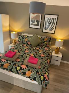 Gorgeous GF 2 Bed 2 bathroom Apartment Liverpool 3 - 5