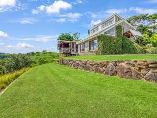 Luxurious Mountain Retreat near Maleny - 1