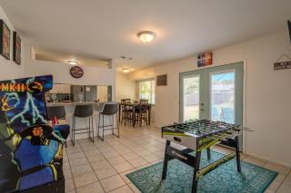 SA Randolph New Braunfels Vacation home with King Bd Sleeps 10 - 8
