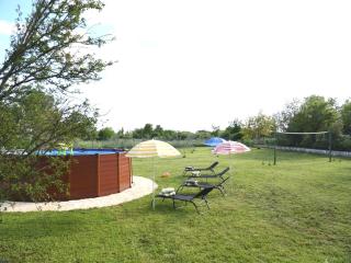 Charming Pool Home Near Pula - 3