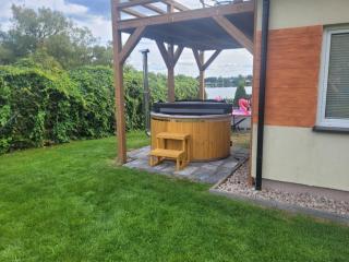 Przy jeziorze - domek na Kaszubach z balią - 8