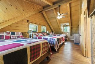 Frio Rivers Edge in the Heart of Hill Country cabin - 3