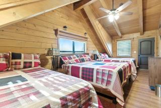 Frio Rivers Edge in the Heart of Hill Country cabin - 4