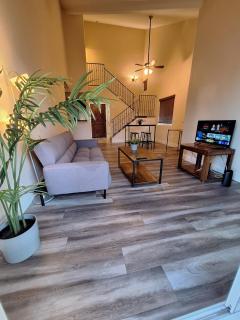 Venetian Vacation La Jolla two bedroom condo luxury furnished central near beach and UTC mall - San Diego - 7