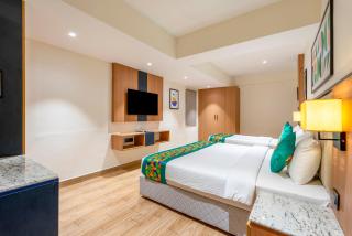 Treebo Premium Taara - 1