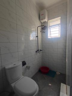 Luxury Apartment - Kampala - 2