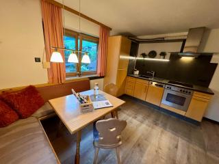 Sepp, Haus - 9