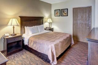 Quality Inn West - 4