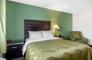 Quality Inn - Russell - 3