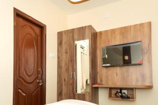 Shwetha Lodge - 6