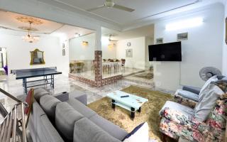Family Home Ampang Utama with Swimming Pool - Ampang - 0