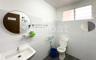 Family Home Ampang Utama with Swimming Pool - 6