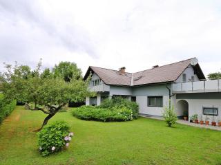 Apartment in St Kanzian by Klopeiner See - 3