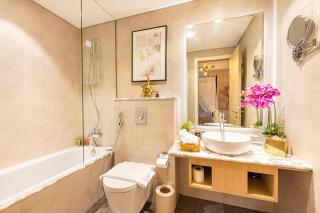 Fabulous 2 BR - Paramount Midtown - 1
