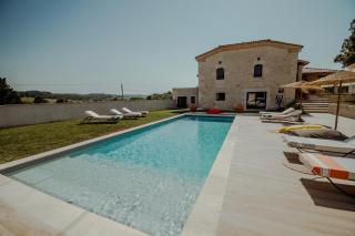 Le Mas des vignes - Piscine - Jacuzzi - 18 pers - 3