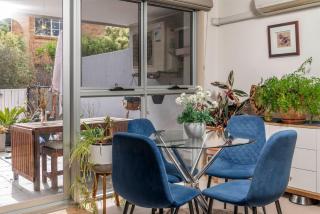 Central Braddon Retreat near Cafes and Culture - 3