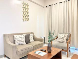 The Mactan Newtown Condo Staycation - Sampong - 9