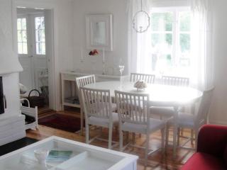 6 person holiday home in GLANSHAMMAR-By Traum - 6
