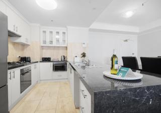 Southbank Sky Retreat by Ready Set Stay - 3