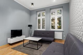 Starowiślna 51 Apartments by BookingHost - 3