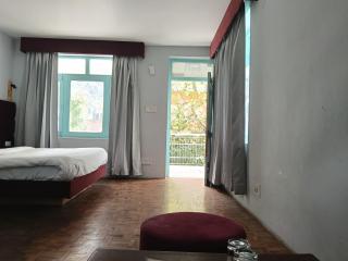 Resort Saffron - 0