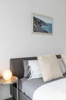 41B Abnb-Style Vibrant 12 Mins Walk to Train STA Studio Apt - 3