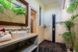 Villa Shakti Canggu - 1