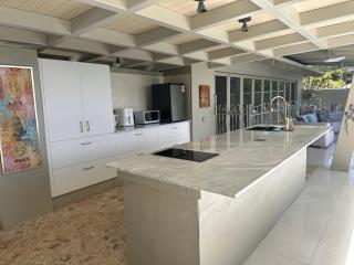 Beachfront Peace Cabin - 7