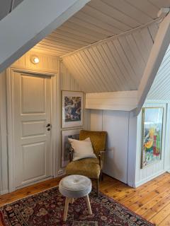 Leilighet i villa med gratis parkering-nær sentrum ,3 soverom - 1