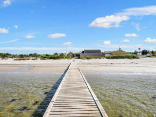 6 person holiday home in Glesborg-By Traum - 7