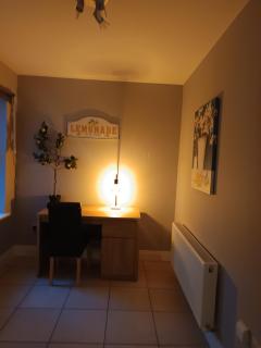 Gorgeous 3 bedroomed house 17 sheen view - 4