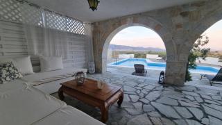 Mediterranean Villa Megara - 9