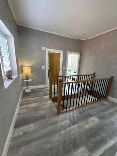 Ty Haul-Sun House - 9