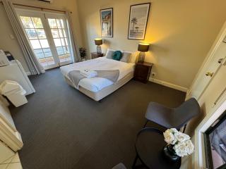 Settlers House York - 9