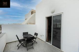 Spacious, beautiful central penthouse with BBQ by 360 Estates - 2