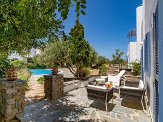 Sanders Paros Gardens - 8
