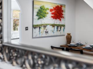 Beautiful Central Home in York with Free Parking Pass The Keys - York - 4