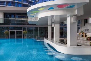 Hilton Dubai Creek Hotel & Residences - 6