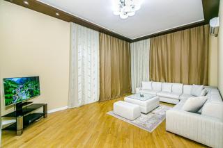 Lux Apartment View Nizami str - Baku - 9