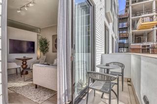 One Rosebank Luxe Retreat - 8