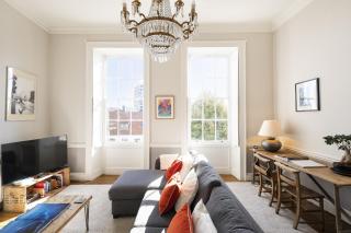 Stunning City Centre Living with Parking - 9