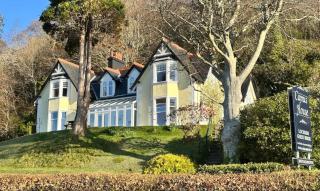 Camus House, Lochside Guest House - Onich - 0