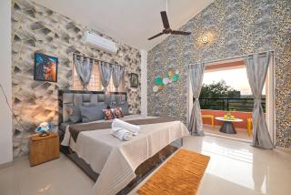 ll EMPYREAN STAY ll BLACK PEARL VILLA ll 2BHK ll AC ll PRIVATE POOL ll WIFI ll COUPLE FRIENDLY - 0