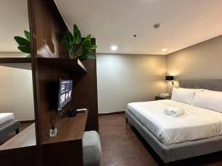 100 SQM 3BR in Central Makati Greenbelt Area - 6