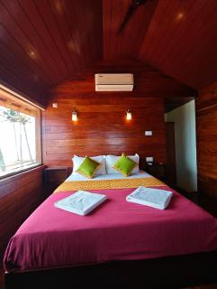 Bella Casa Beach Resort - 7