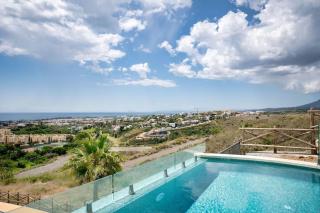Spanish Hillside Haven - 7