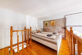 Andrassy Art -Stunning Studio with AC Heroes' Square - 5