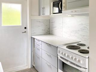 5 person holiday home in TENHULT JÖNKÖPING - - 6