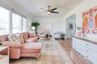 Stylish 3BR w Sunroom & Deck - 8