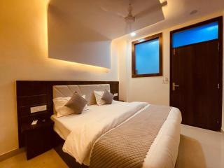 Hotel Divine Ganga - Top Sellling Property In Haridwar - Haridwar - 1